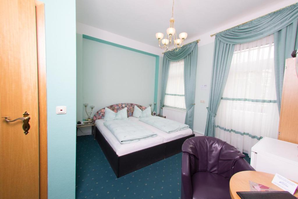 Hotel Garni Kirchner Goslar Zimmer foto